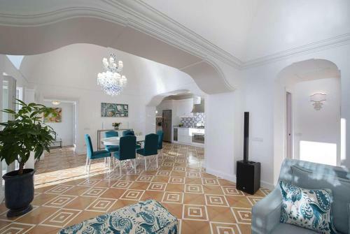 Villa Emerald Shores