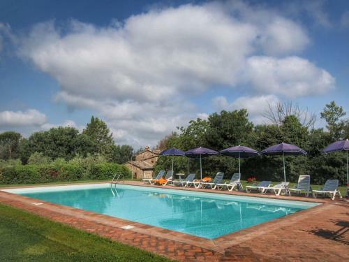 Cosy Farmhouse In Proceno With Swimming Pool