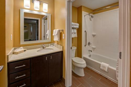 Hotel Towneplace Suites By Marriott Hattiesburg