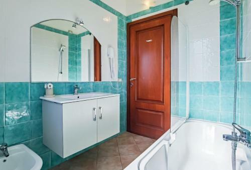 Hostal Nora Guesthouse Rooms And Villas