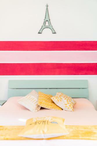 Hostal Nora Guesthouse Rooms And Villas