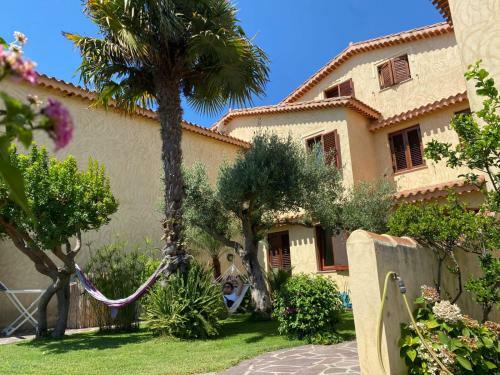 Hostal Nora Guesthouse Rooms And Villas