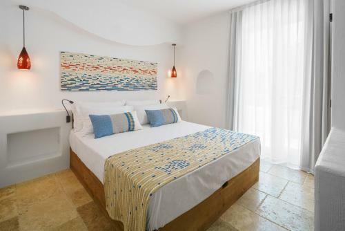 Sant Efis Hotel