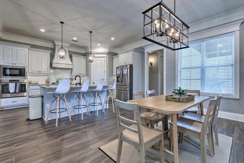 Gulfport Retreat With Yard - Walk To Beach!