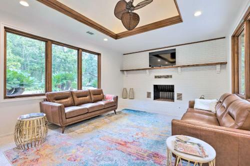Mid-century Dream Home Less Than Half-mile To Beach!