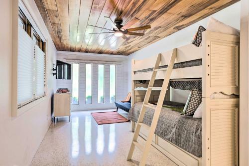 Mid-century Dream Home Less Than Half-mile To Beach!