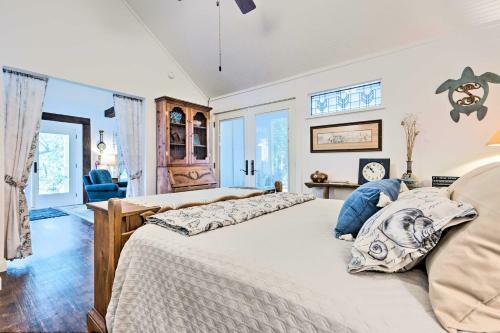 Historic Biloxi Bay Cottage With Beautiful View