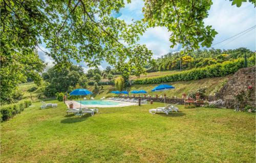Beautiful Apartment In Radicondoli With 3 Bedrooms
