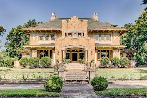 Bed & Breakfast Oak Hall