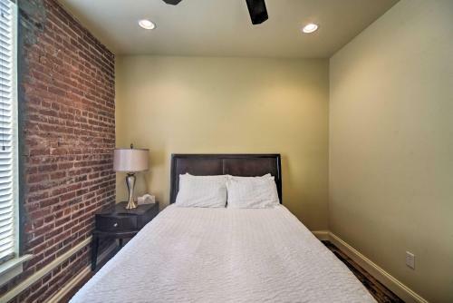 Apartamento Updated Sears Quarters Condo - Walk To Dining