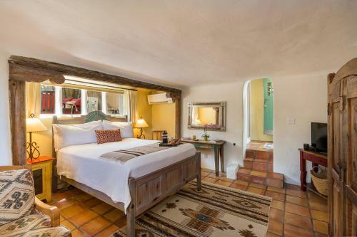 Inn Of The Turquoise Bear Bed And Breakfast
