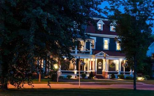 Posada Carriage House Inn