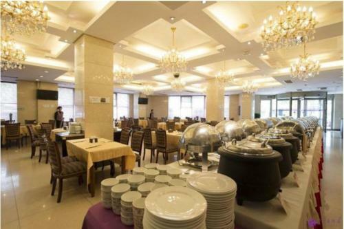 Lilac Hotel Qingdao