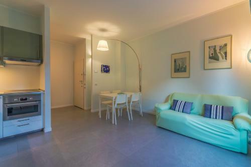 Riviera Apartment