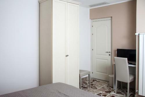Bed & Breakfast Bframe Cornice Barocca