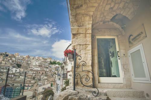 Hostal Sabbinirica