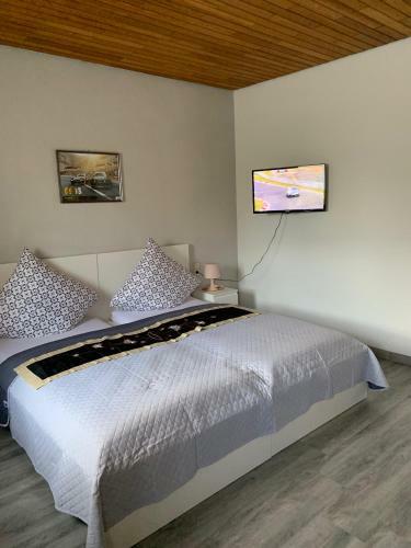 Bed & Breakfast Vina Am Ring