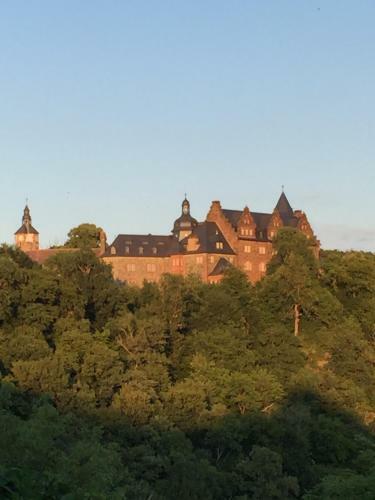 Apartamento Ferienwohnung "zum Schlossblick"