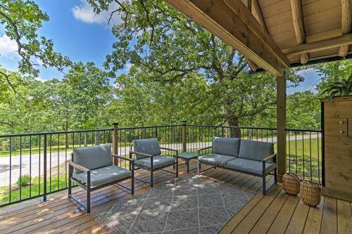 Updated Cabin On Indian Point With Large Deck!