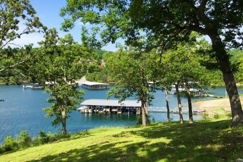 Artilla Cove Resort #4