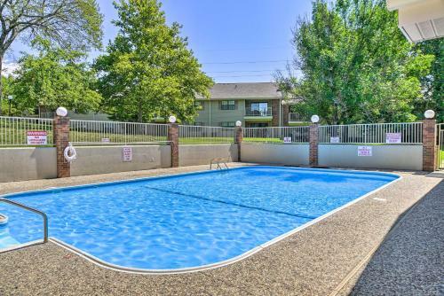 Apartamento Sunny Condo With Balcony And Community Amenities!