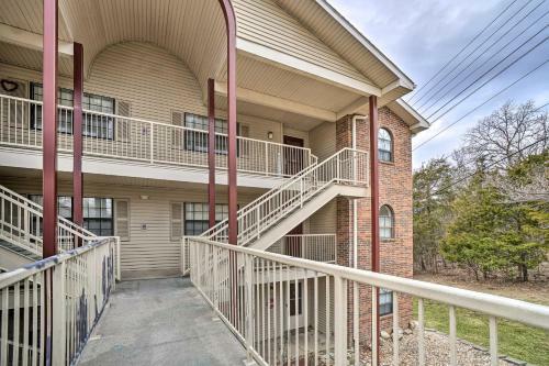 Apartamento Sunny Condo With Balcony And Community Amenities!