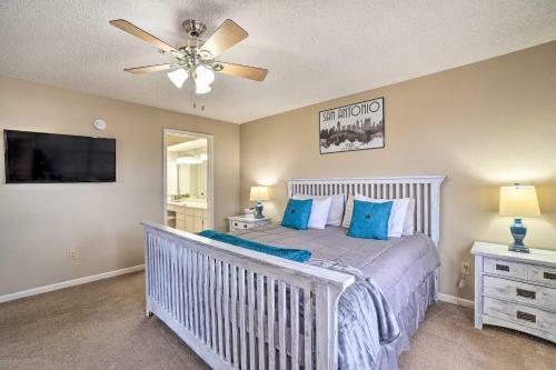 Apartamento Sunny Condo With Balcony And Community Amenities!