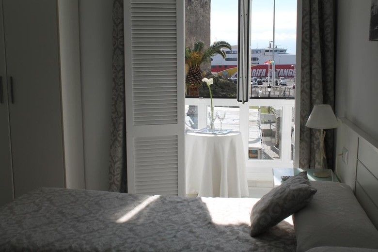 Hostal Alameda