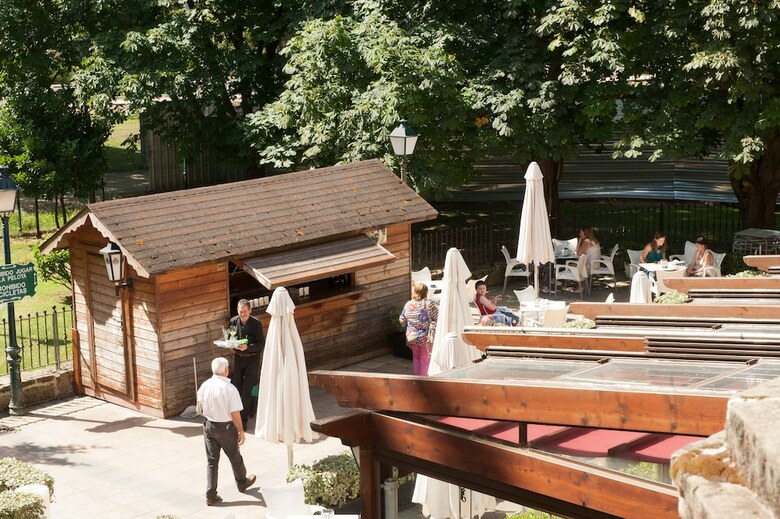 Hotel Artaza