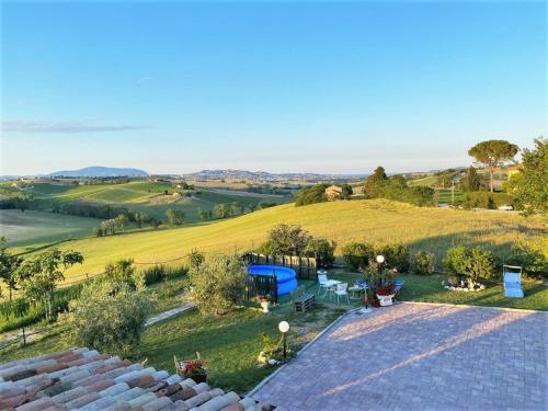Traditional Holiday Home In Recanati With A Private Pool
