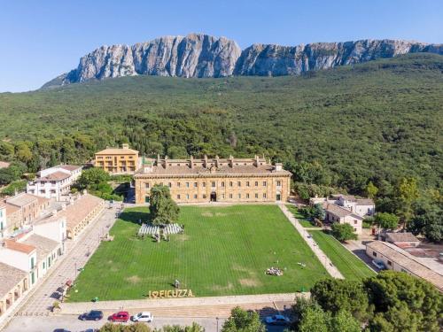 Villa Attractive Apartment In Realmonte With Shared Swimming Pool