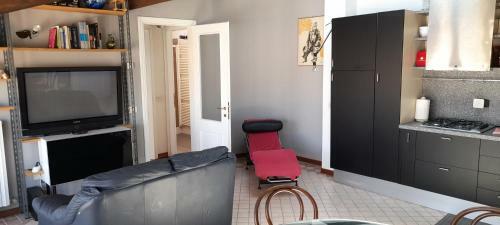 Apartamento Corte Cavour. UNA Mansarda Nel Cuore Della Citt�