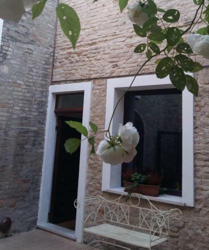 Bed & Breakfast Toscanini Rooms