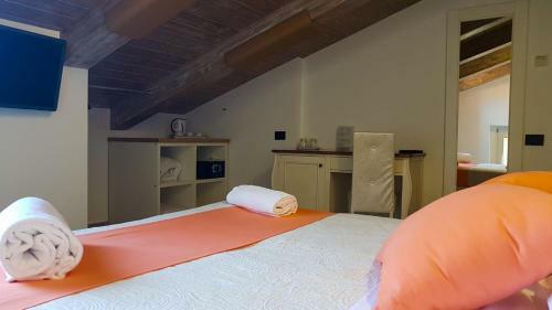 Hostal Duomo Attic (rooms)