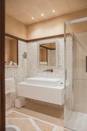 Hostal La Rondinaia