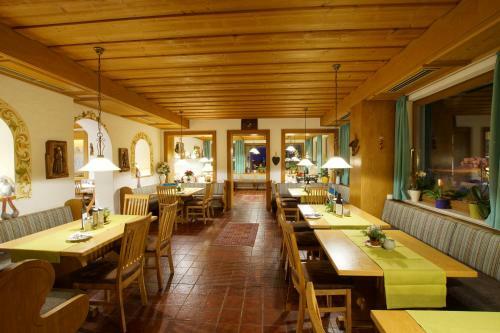 Hostal Hotel Waldmann
