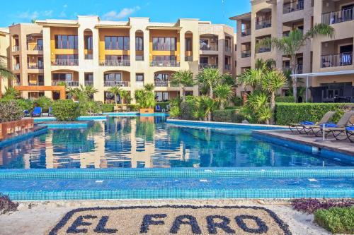 Apartamentos Beachfront Penthouse At El Faro Reef 401