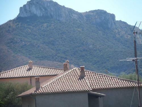 Home Summer Lavinia