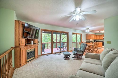 Holiday Island Home - 9 Mi To Eureka Springs