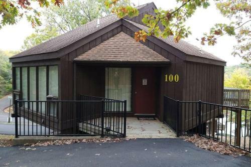 Unit 100 - Treeloft 3 Bedroom Villa