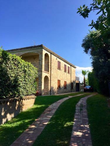 Villa Con Piscina In Abruzzo - A 7 Minuti Dal Mare