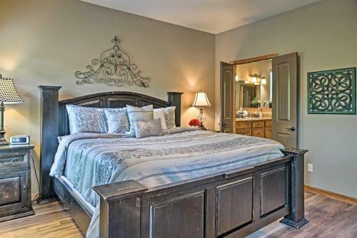 Branson Area Goldilocks Lodge With Private Deck!