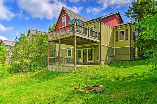 Branson Area Goldilocks Lodge With Private Deck!