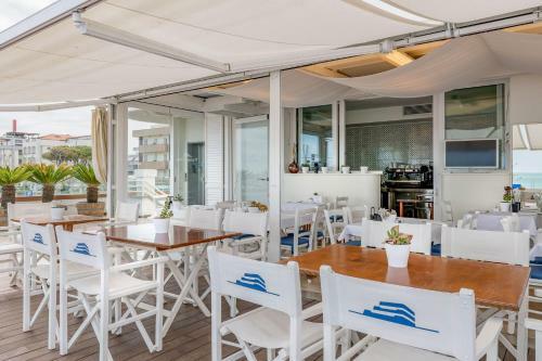 Trampolines Suite Hotel