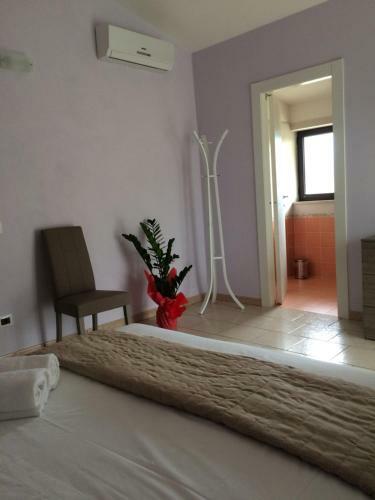 Hostal Affittacamere" Santa Lucia"