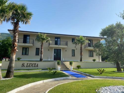 Hostal Affittacamere" Santa Lucia"