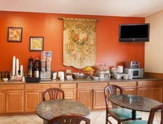 Hotel Super 8 Chicago Northlake O'hare South
