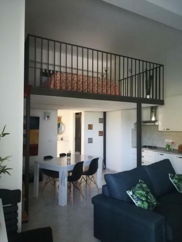 Casa Del Poggio Barone Bouganvillea
