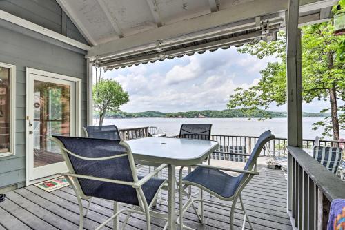 Sunny Providence Cottage Retreat With Kayaks!