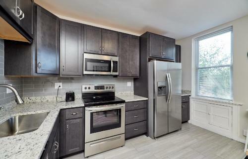 Apartamento Forest Park, Science Center, Bjc & Cwe Restaurants